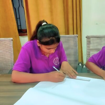 oung Students Participate in the Inter-School Art Competition.